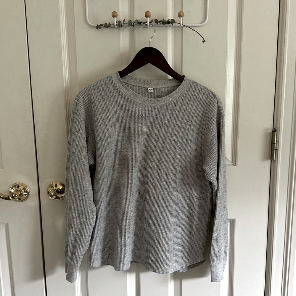 Uniqlo Women’s Cozy Thick Grey Marled Waffle Long-sleeve Shirt Size Medium